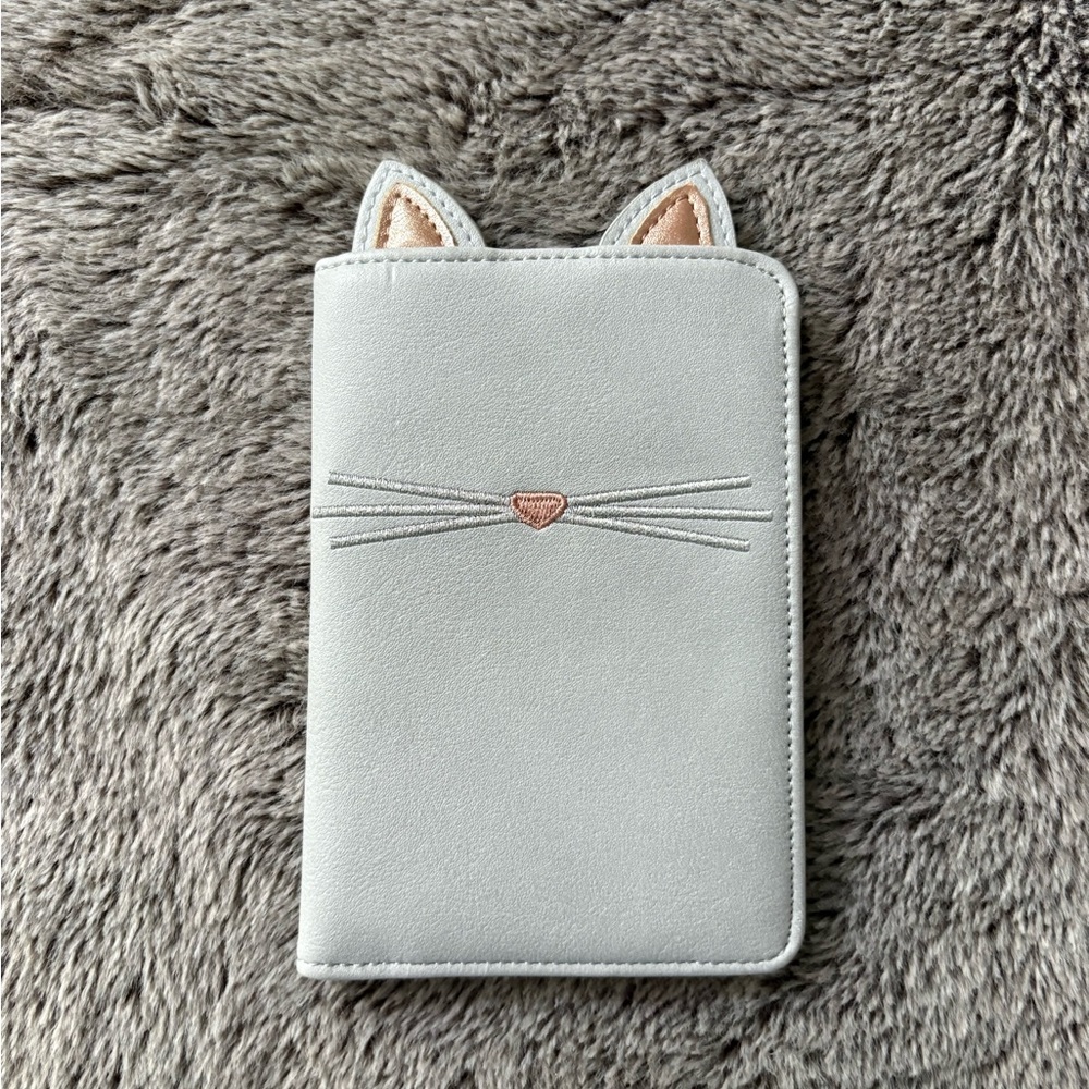 Francesca’s Cat Passport Case BNWT